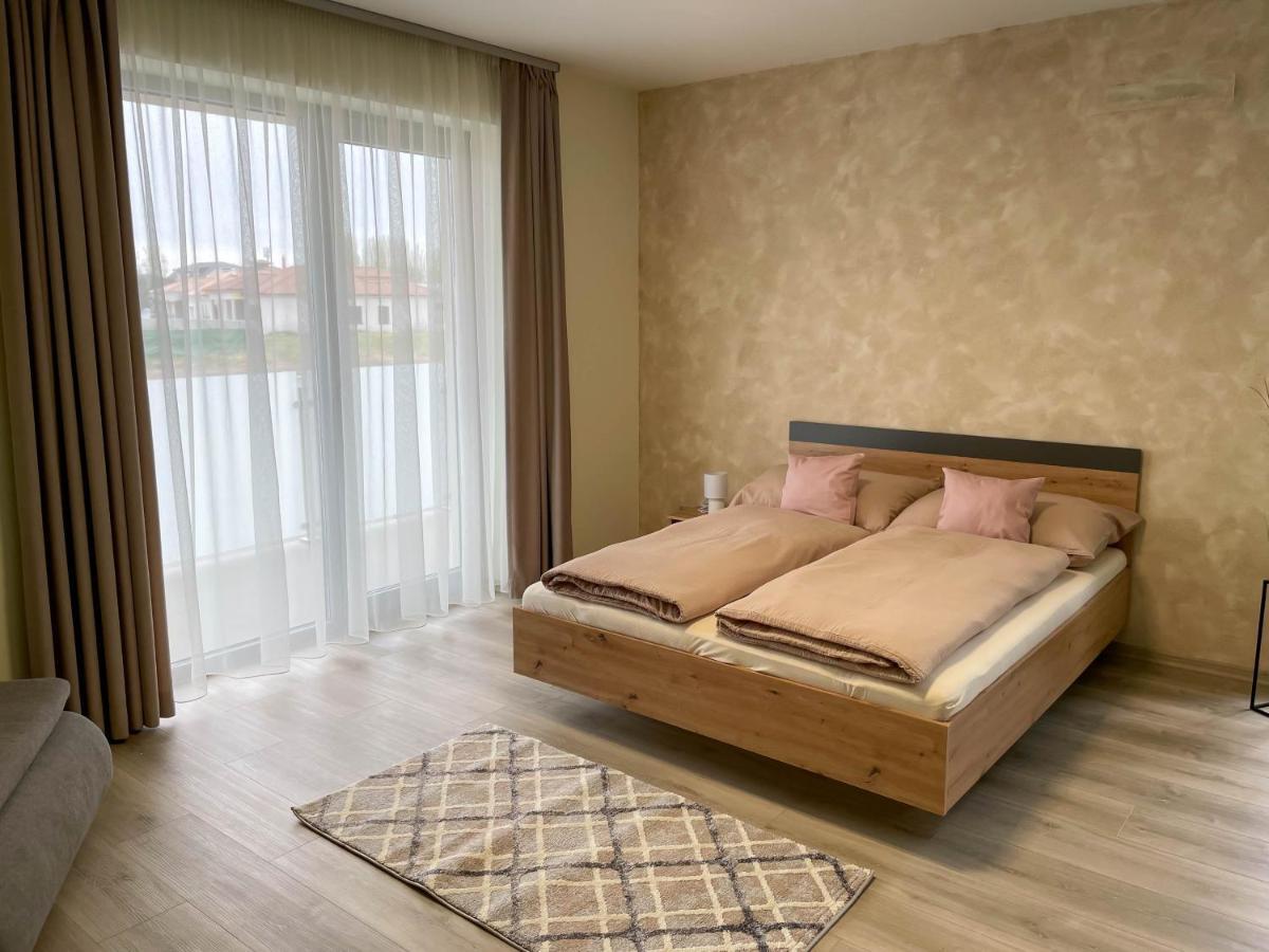 Apartmany Katalin Дунайська Стреда Екстер'єр фото